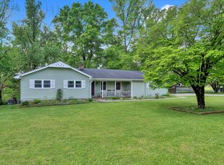216 Jackson Heights Rd, Columbia, TN 38401