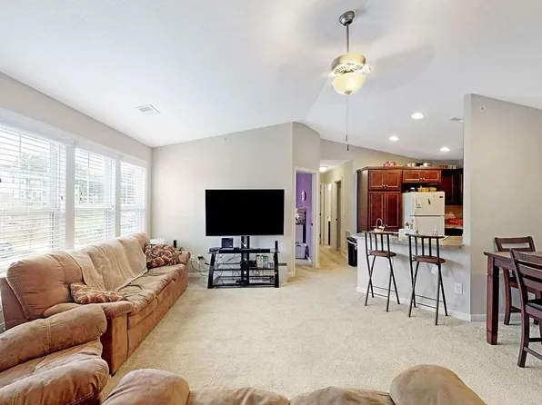 4128 Country Mill Rdg, Burlington, KY 41005