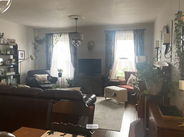 106 Harry St APT 3, Conshohocken, PA 19428