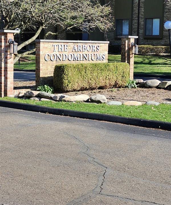 1st image of 27333 Arborway Rd Unit 44