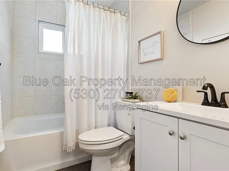 141 W Lassen Ave #4 — Photo 8
