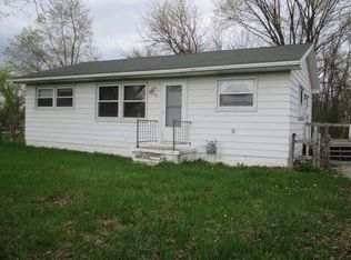 2098 Yargerville Rd, La Salle, MI 48145