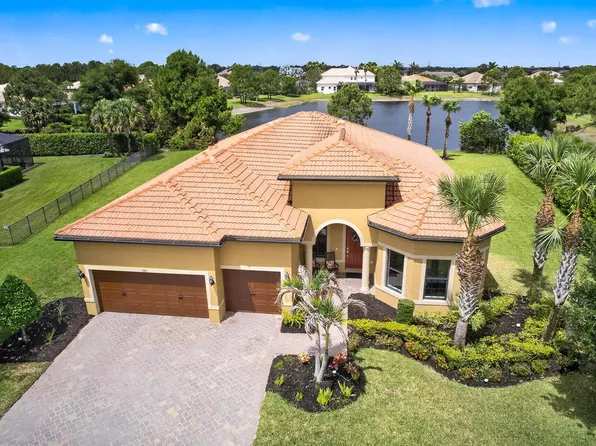 941 SW Sea Green St, Palm City, FL 34990