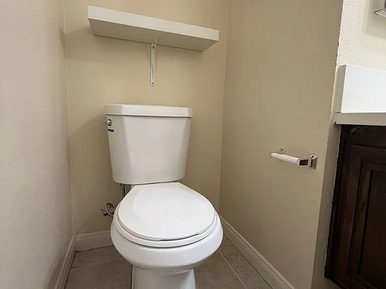 1302 Gina Dr — Photo 9