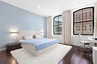 Sold by The SIMPLE Real Estate Co