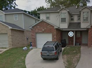 3325 Hanger Ave, Fort Worth, TX 76105