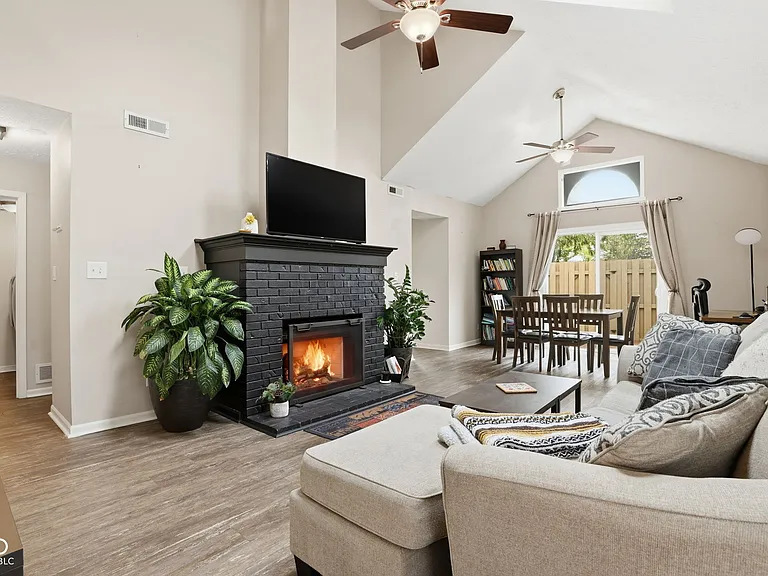 11610 Buttonwood Dr — Photo 20