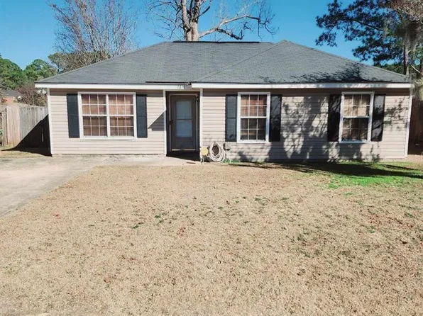 2811 Stonewater Dr, Albany, GA 31721