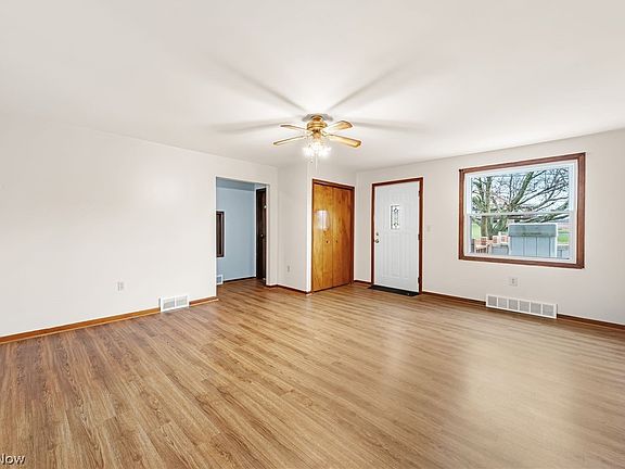 2nd image of 13290 N Mount Eaton Rd