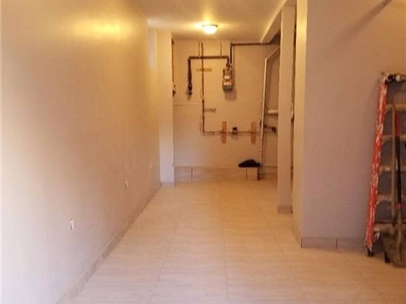 5th image of 3248 Bronxwood Ave