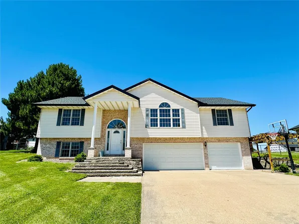 10 Hibiscus Ln, Hannibal, MO 63401