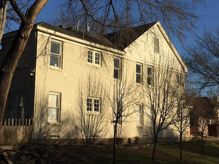 5603 Goodwin Ave — Photo 2