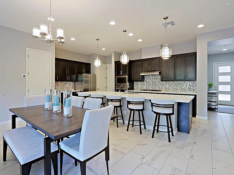 7350 E Vista Bonita Dr — Photo 2