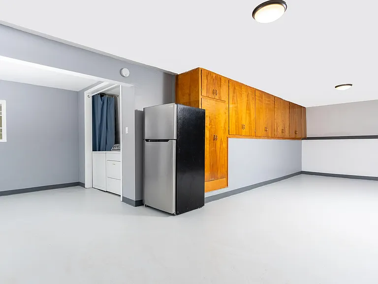 2336 Sumac Dr #2 — Photo 8