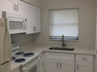 819 SW 9th Ct, Pompano Beach, FL 33060