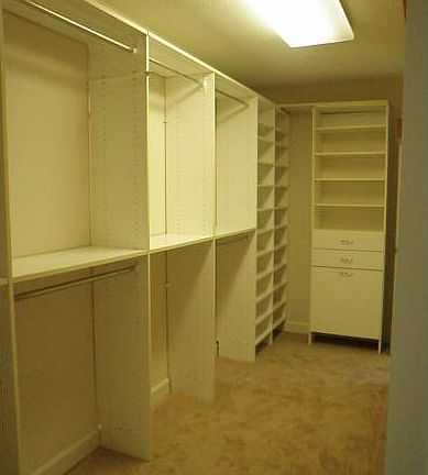 walk in closet