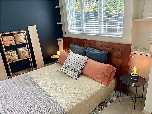 5th image of 4601 Kitty Ave #B