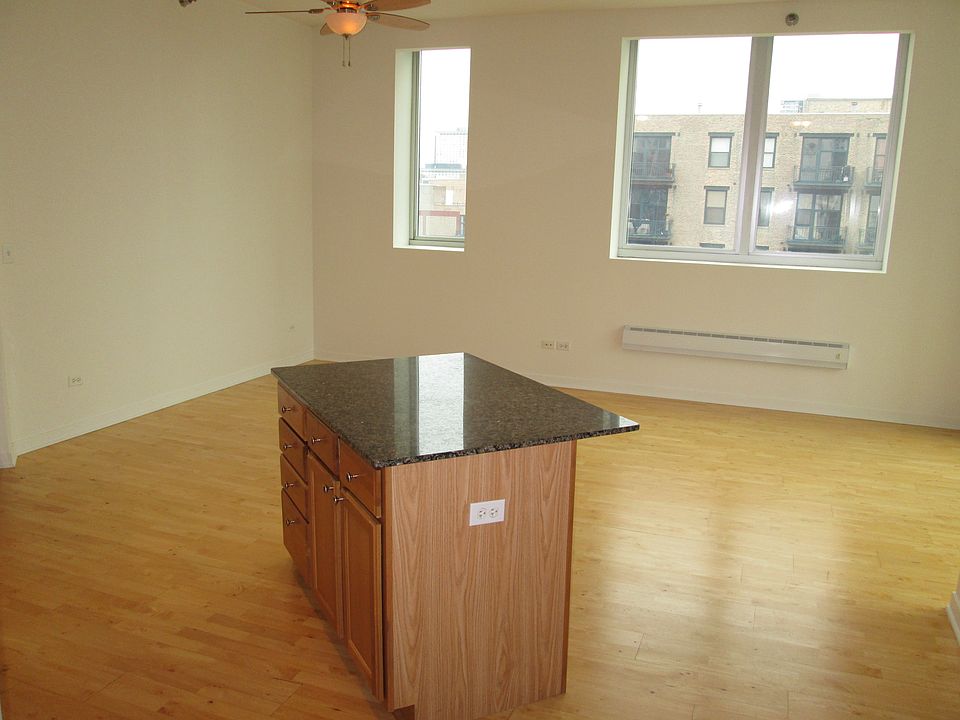1st image of 1600 S Indiana Ave Unit 610