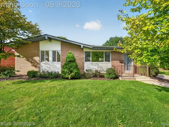 2971 Briarcliff St, Ann Arbor, MI 48105