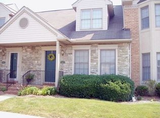 543 Cobblestone Ln, Lancaster, PA 17601