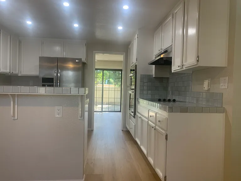 413 Brutus Ct — Photo 5