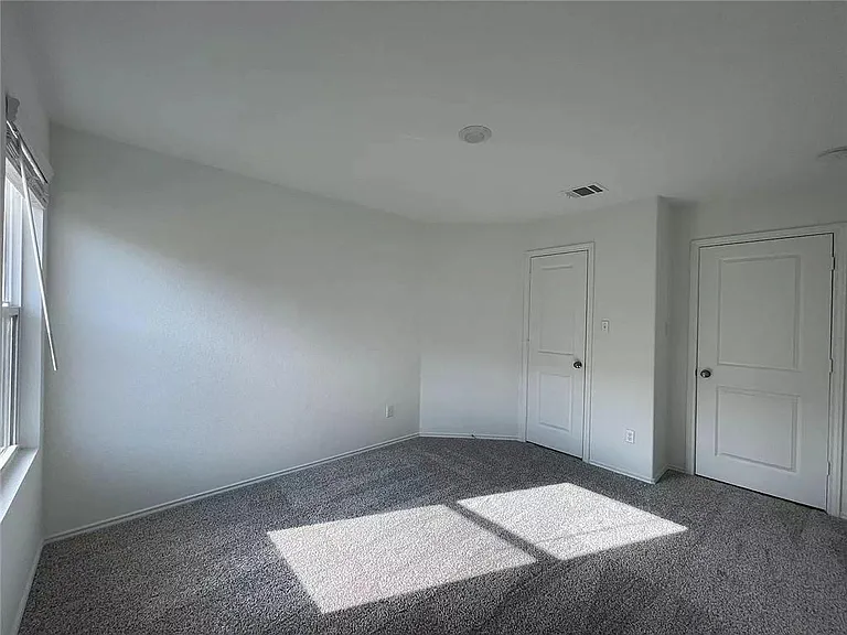 103 Ulmus St — Photo 14