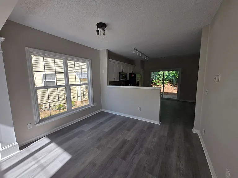 2853 Regent Walk Dr — Photo 9