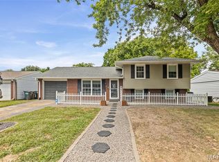 61 Concord Dr, Fairview Heights, IL 62208