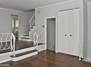 952 Green Bay Rd, Glencoe, IL 60022