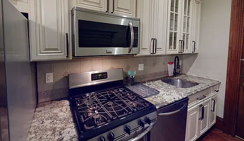 20 Worthington St Photo 1