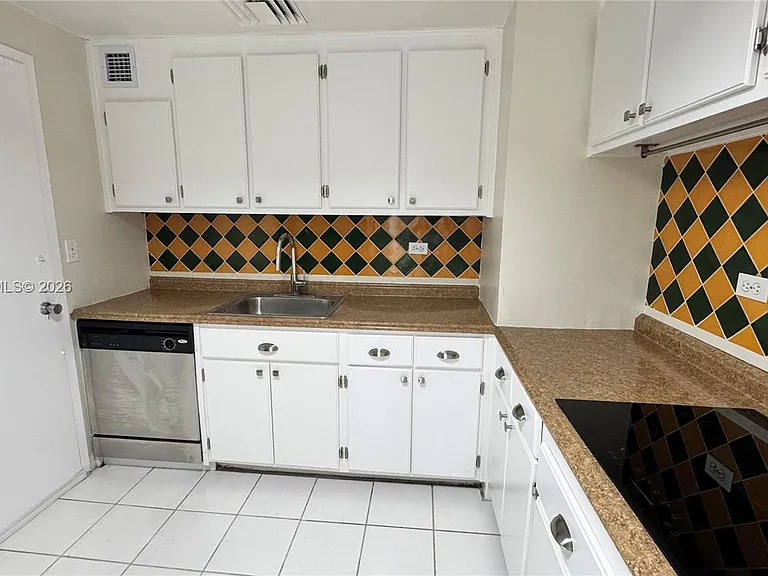 2451 Brickell Ave #18U — Photo 6