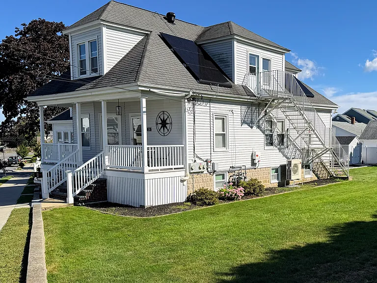 side yard