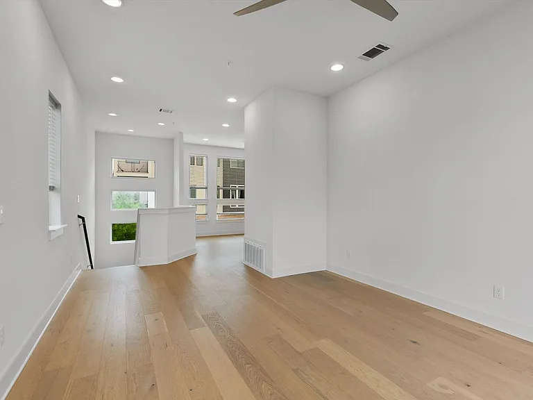 2050 Lohmans Spur Rd #804 — Photo 14