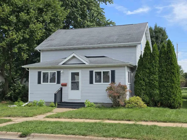 710 Woodard Ave, Tomah, WI 54660