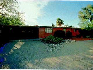 1st image of 412 S Downing Ln #0