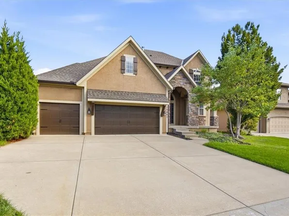 10841 S Hastings St, Olathe, KS 66061