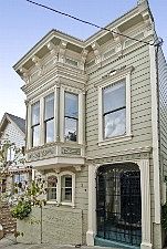 :: 2 Douglass Street