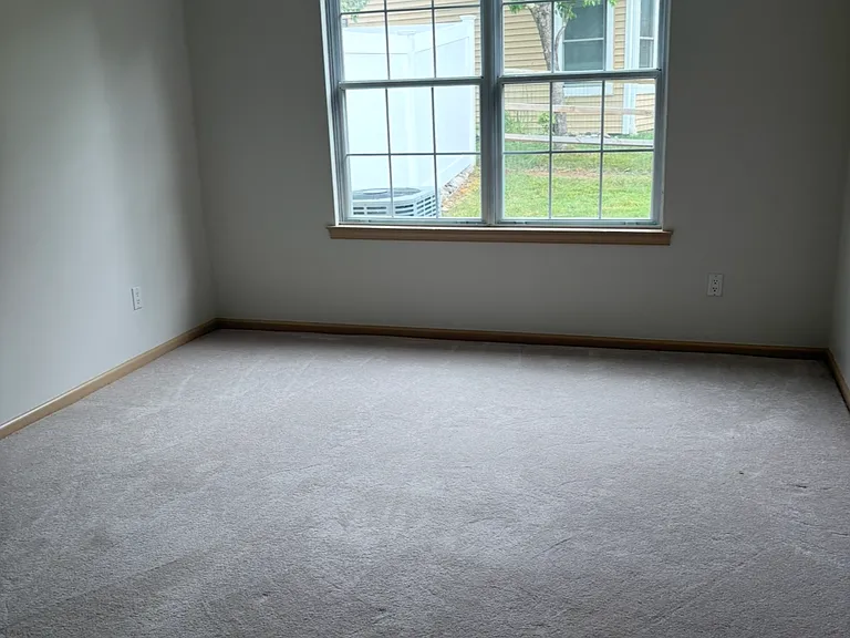 310 Woods Edge Pl — Photo 21