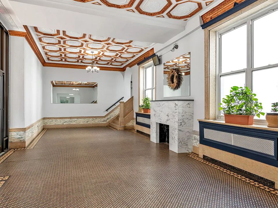 1st image of 325 Marine Ave APT B11