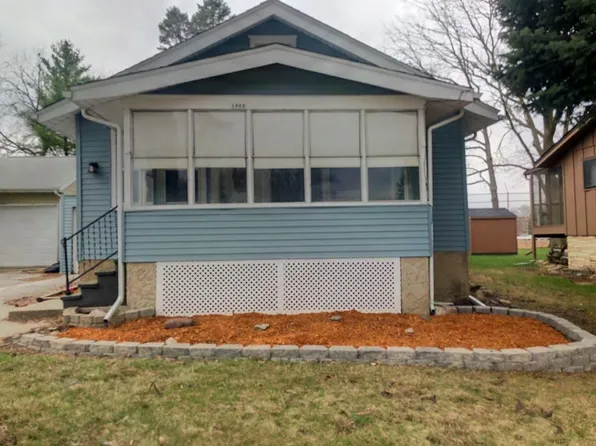 1022 N 22nd St, Fort Dodge, IA 50501