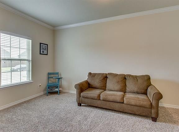 5th image of 2500 Sabine Cir