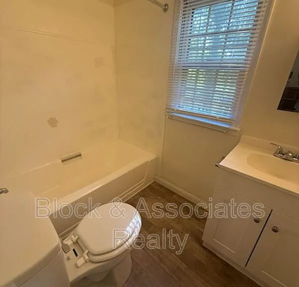 1326 Spanish Dr — Photo 8