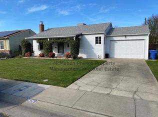 2329 Murieta Way, Sacramento, CA 95822