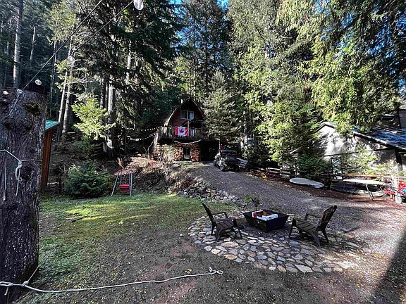 2nd image of 14371 Alpine Blvd