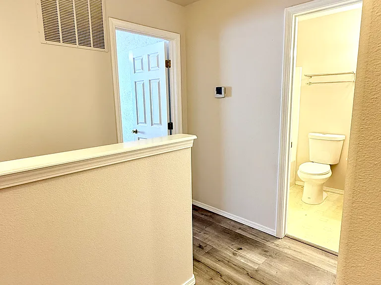 14031 Carolina St — Photo 14