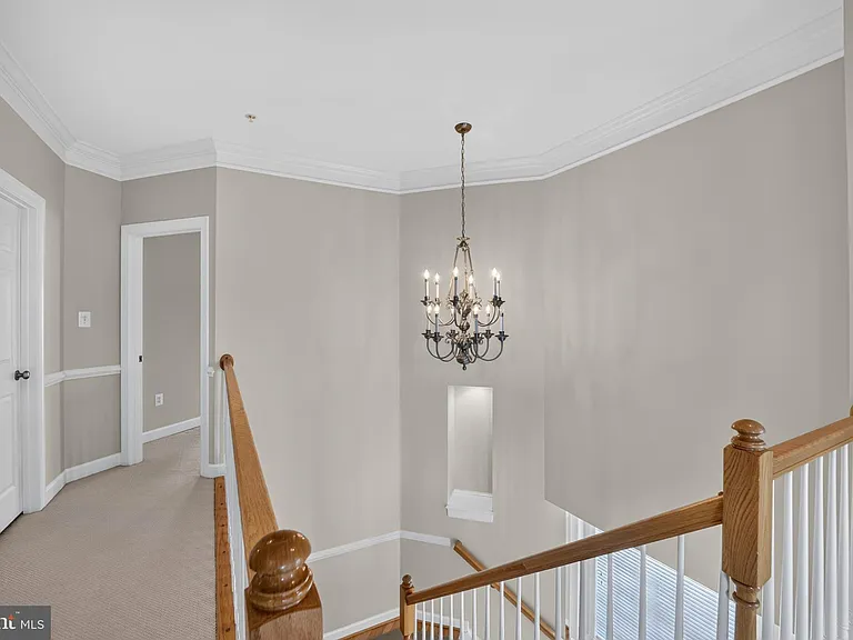 30 Sharpstead Ln — Photo 33
