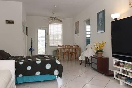 2nd image of 7425 Byron Ave APT 2