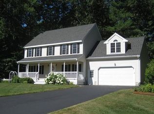 47 Stonehedge Rd, Franklin, MA 02038
