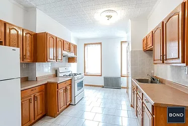 Rented by Bond New York