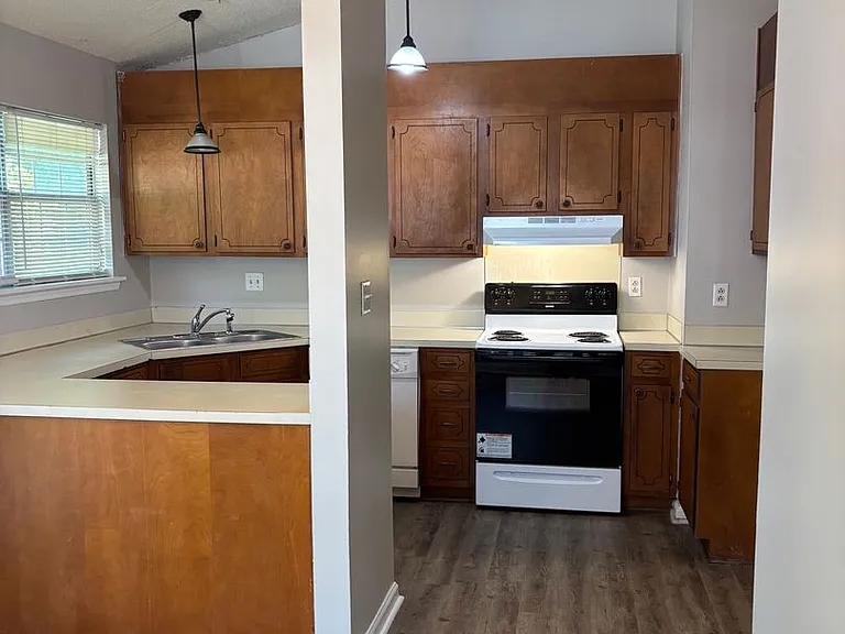 6714 Marston Ct — Photo 5